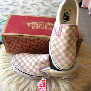 VANS, Pink and cream checkered slip on